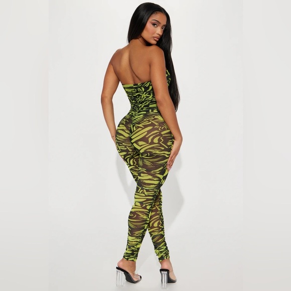 Mesh Green Patterned Jumpsuit - Picture 2 of 5